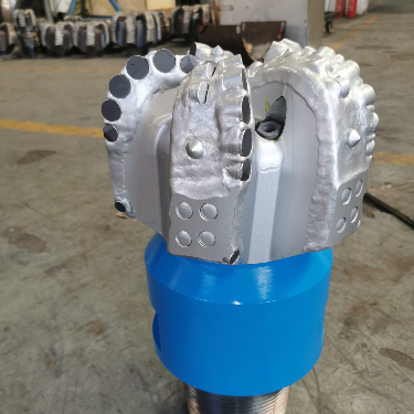 Punta da roccia PDC S519 da 9-7/8 pollici resistente per applicazioni petrolifere